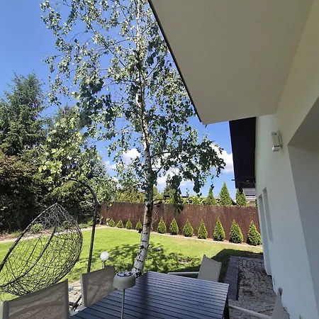 Przystanek Oslonin- Caloroczny Dom Na Wynajem